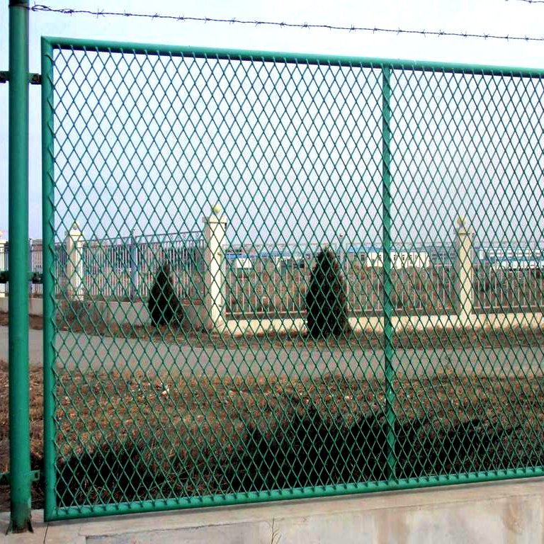 太原港口護(hù)欄網(wǎng)安全性能高